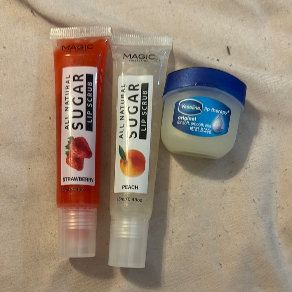 Magic Lip Scrub Set - Strawberry and Peach